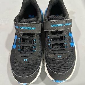 2Y Under Armour shoes